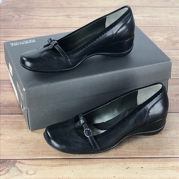 *SOLD* KENNETH COLE REACTION | Mary Jane Shoes - Picture 2 of 6